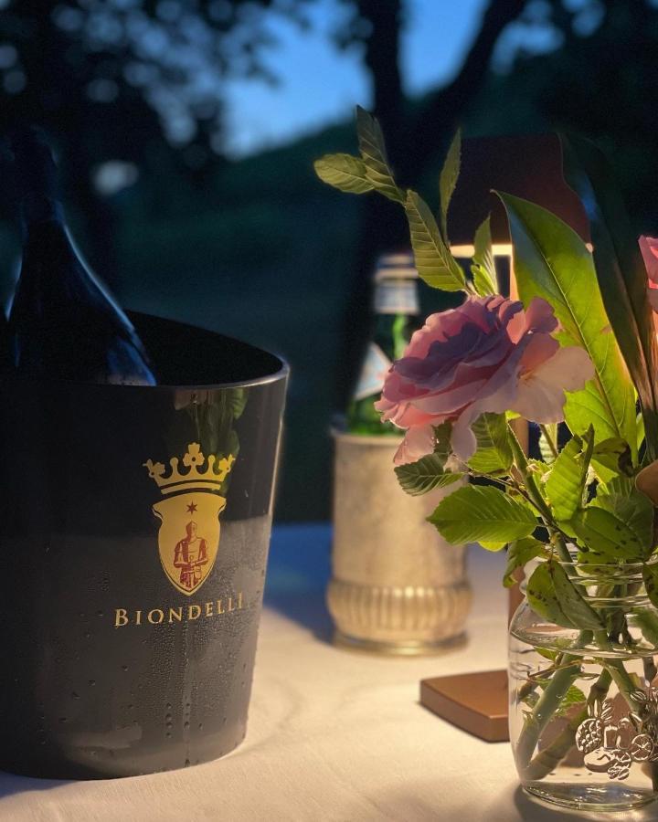 Villa Biondelli Wine & Suites Cazzago San Martino Ngoại thất bức ảnh